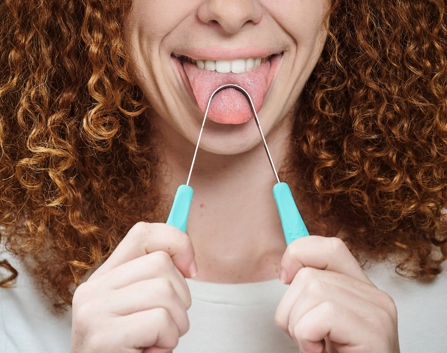 tongue cleaner usage